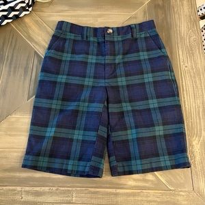 Vineyard Vines holiday plaid short